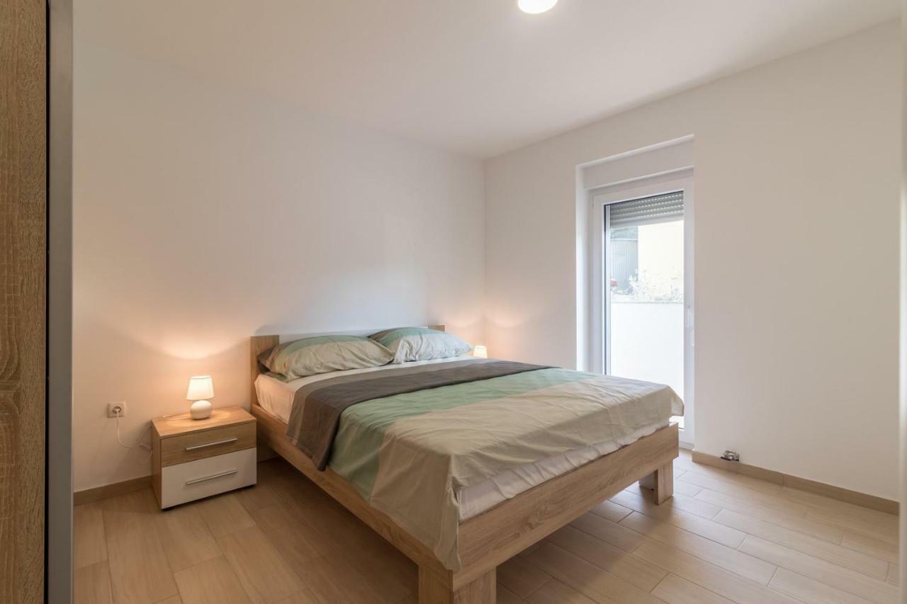Apartments Mira Пула Екстер'єр фото