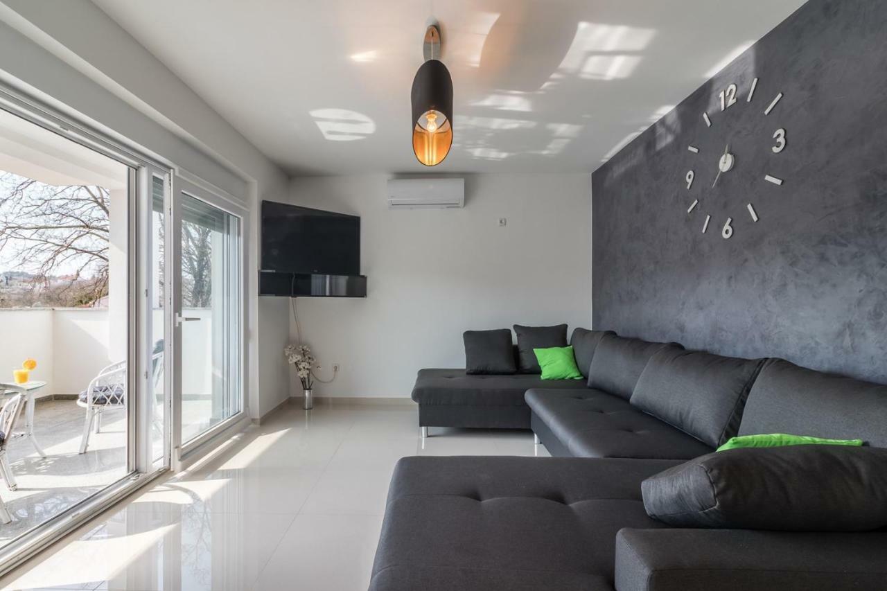 Apartments Mira Пула Екстер'єр фото
