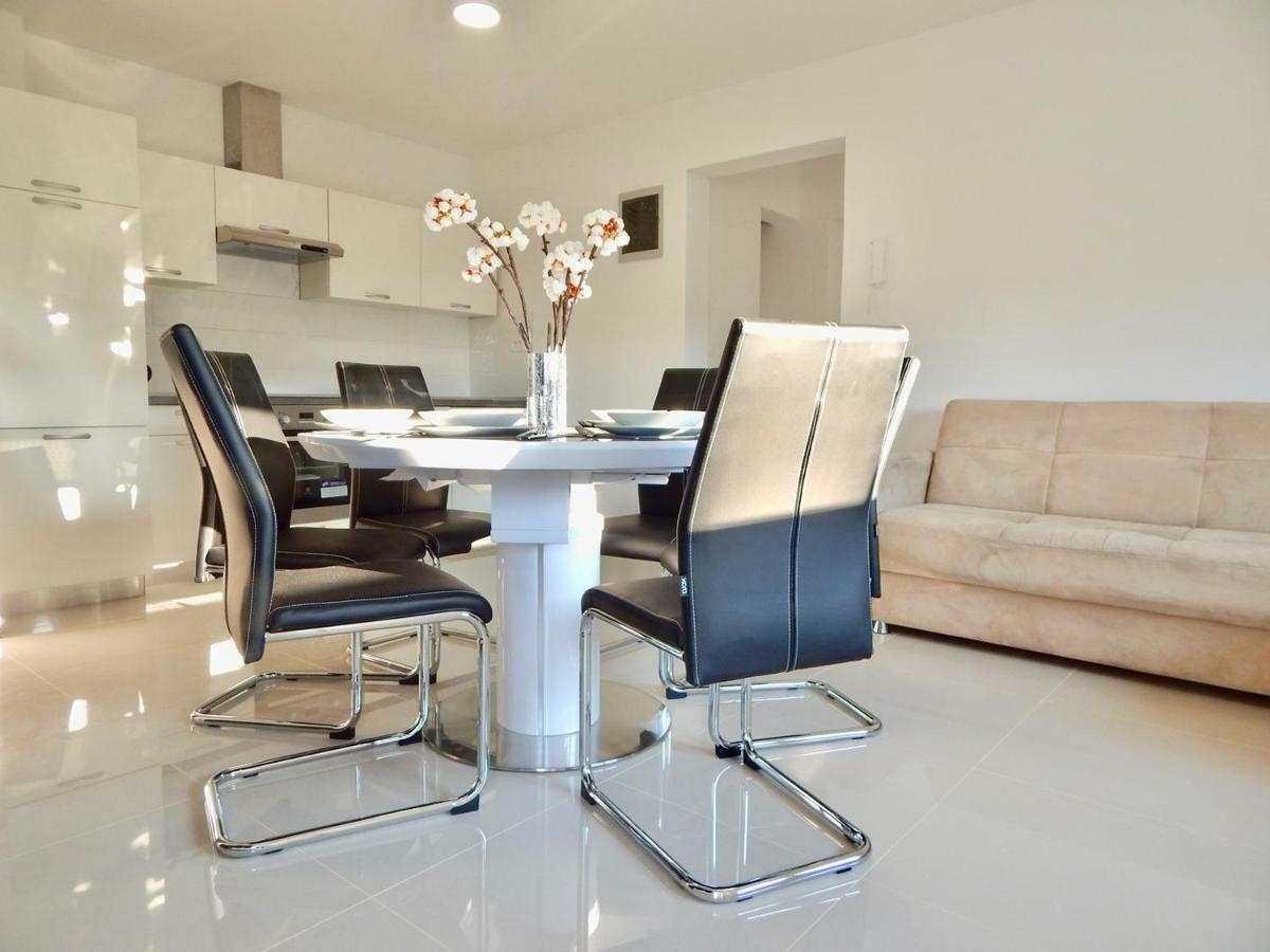 Apartments Mira Пула Екстер'єр фото