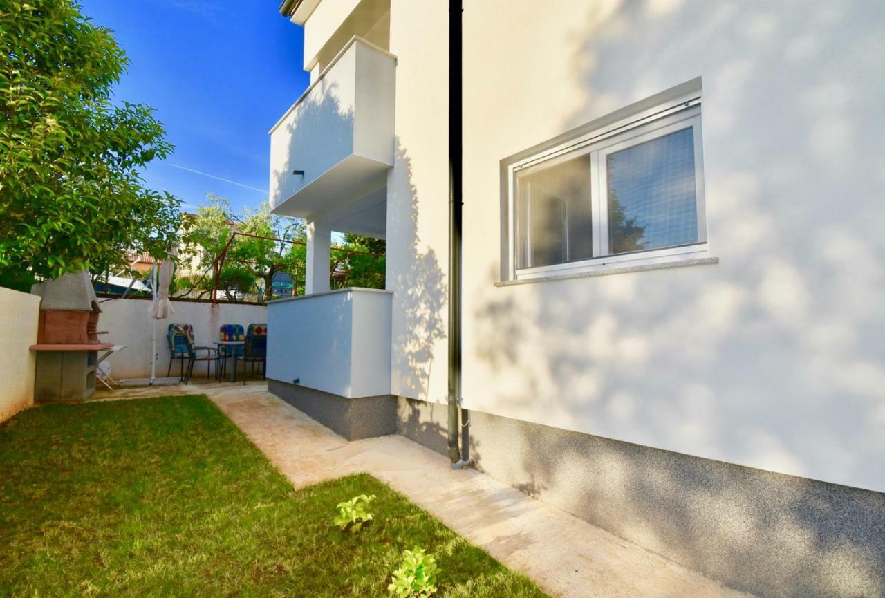 Apartments Mira Пула Екстер'єр фото